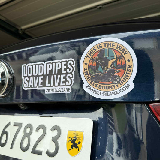 Loud Pipes Save Lives – Magnetic Metal Sign (15 × 7.5 cm) – Biker Garage & Motorcycle Decor