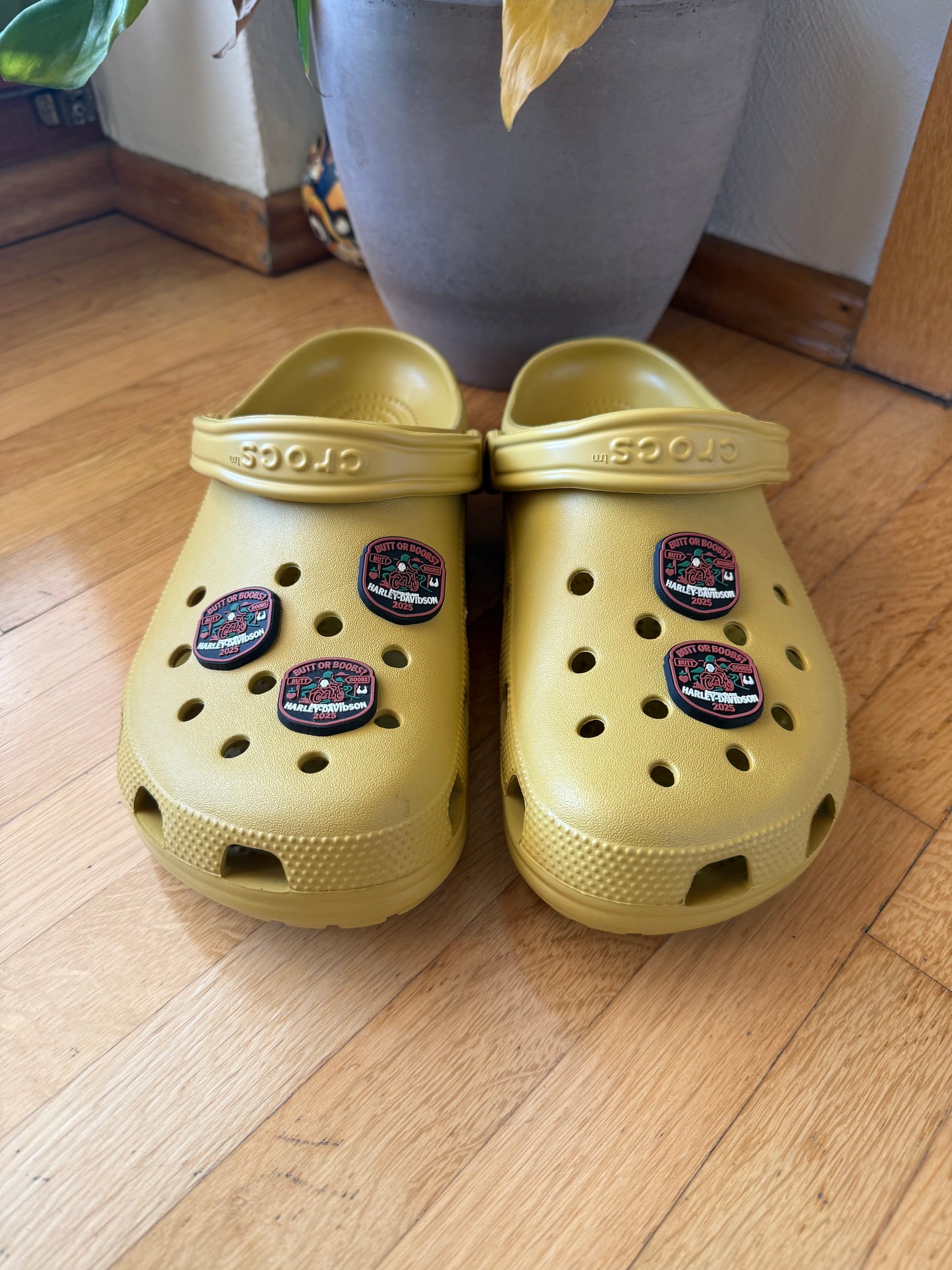 Funny Crocs Charm Jibbitz – Biker Style Accessory for Harley-Davidson Fans
