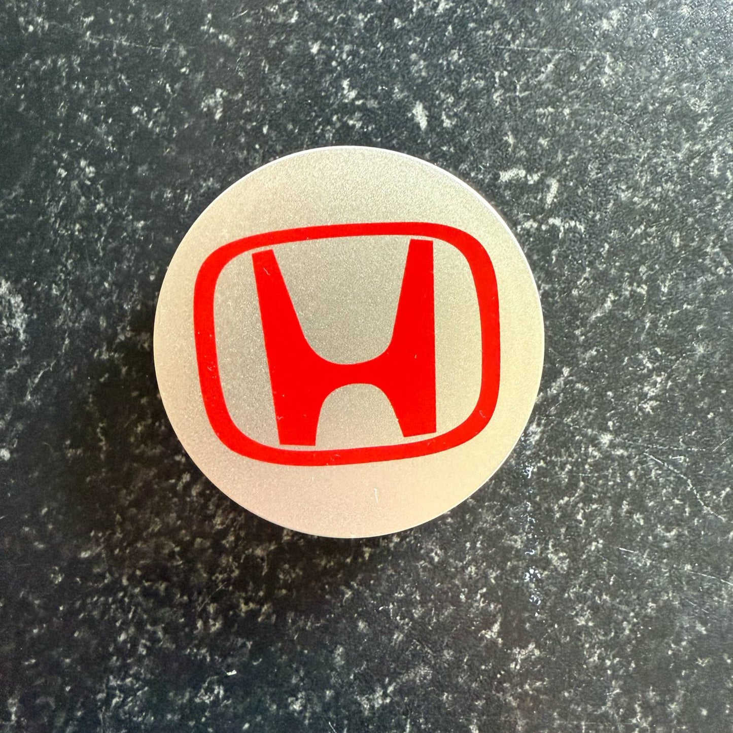 4pcs Honda Wheel Center Caps 69mm – Silver & Red Snap-In Rim Covers