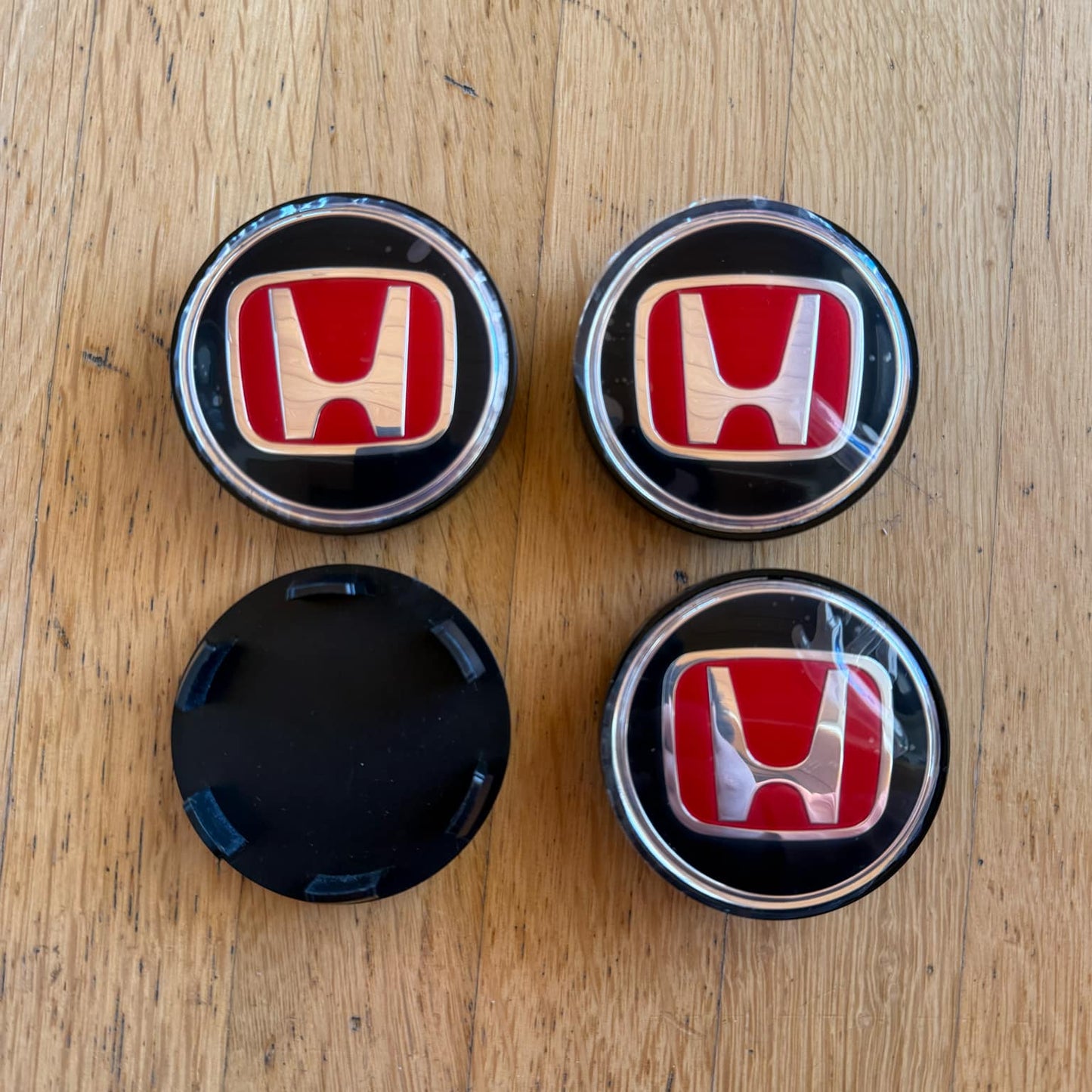 4pcs 62mm / 2.44" Honda Wheel Caps – JDM Red & Black Covers