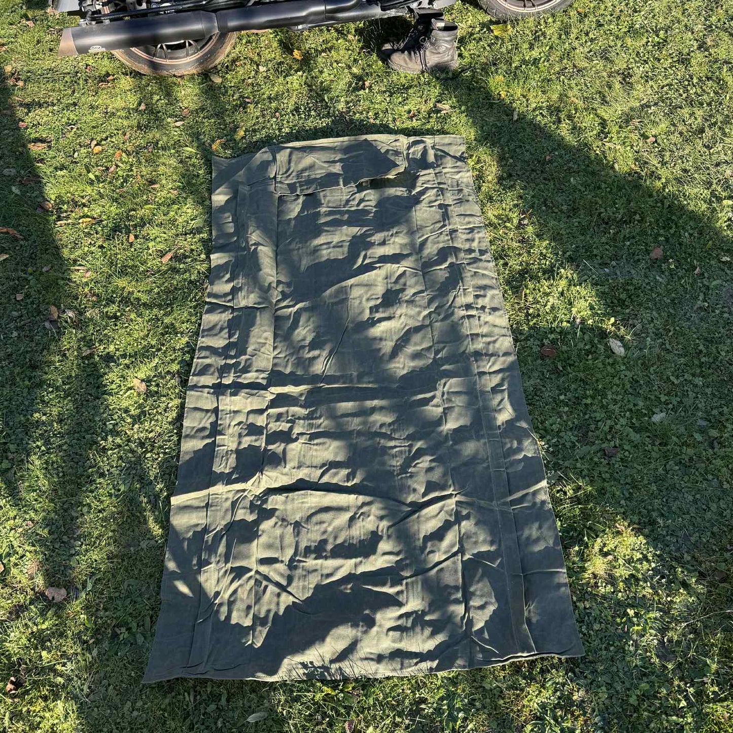 The Nomad – Waxed Canvas Motorcycle Camping Sleeping Bag Cover | Waterproof 3-Season Biker Bedroll for Outdoor & Bushcraft Adventure