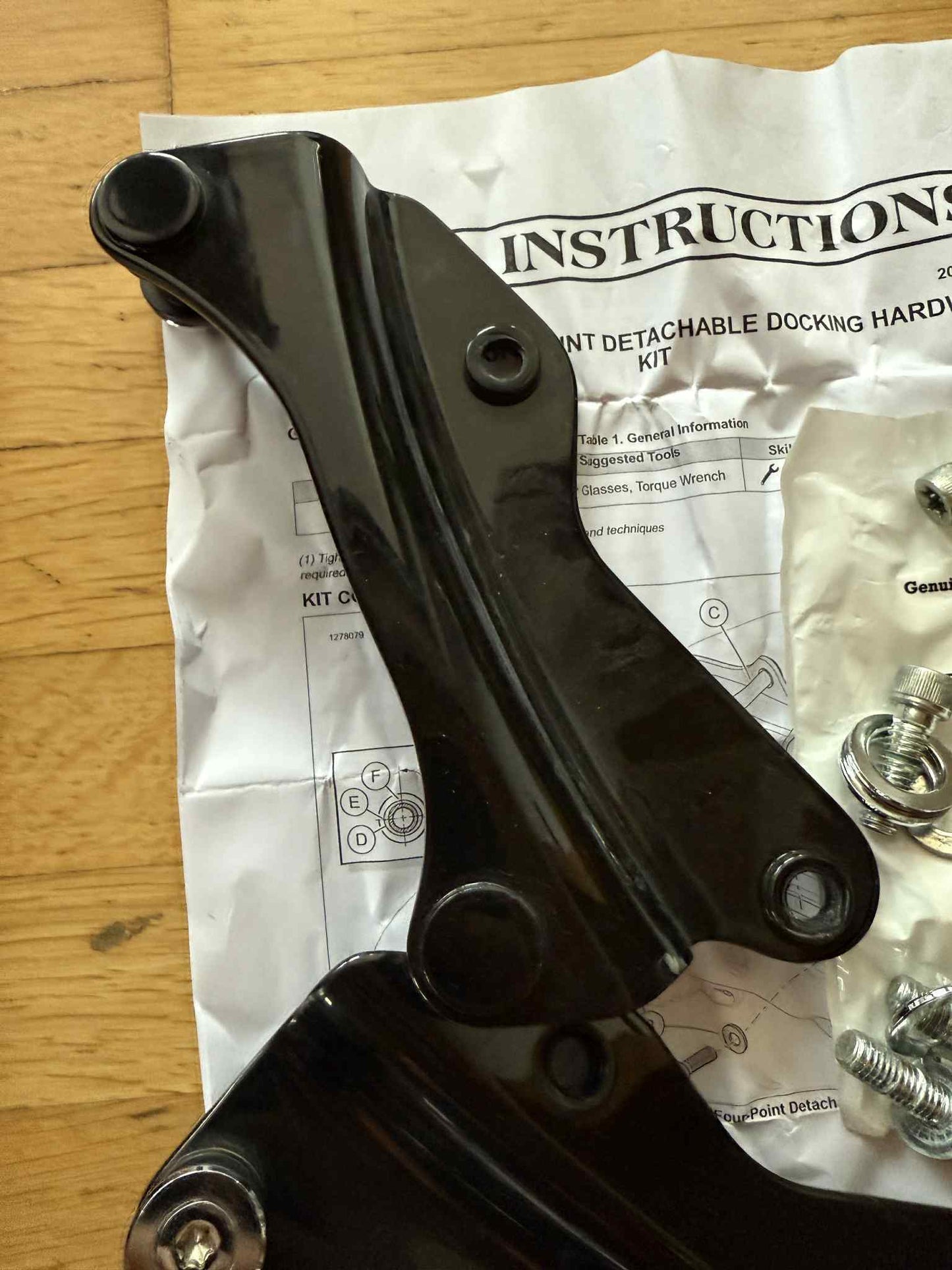 Pre-Owned Harley Davidson 4 Point Docking Hardware Kit - Gloss Black