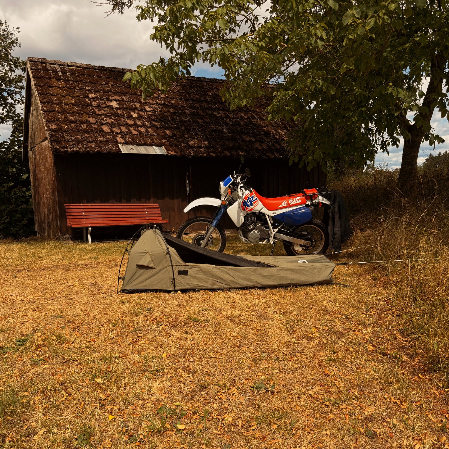 PREORDER- 2Wheels1Lane MACUN Motorcycle Camping Tent