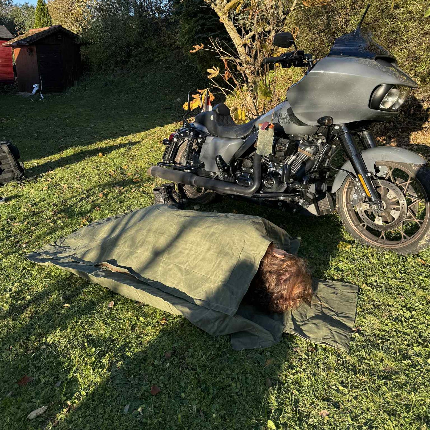 The Nomad – Waxed Canvas Motorcycle Camping Sleeping Bag Cover | Waterproof 3-Season Biker Bedroll for Outdoor & Bushcraft Adventure