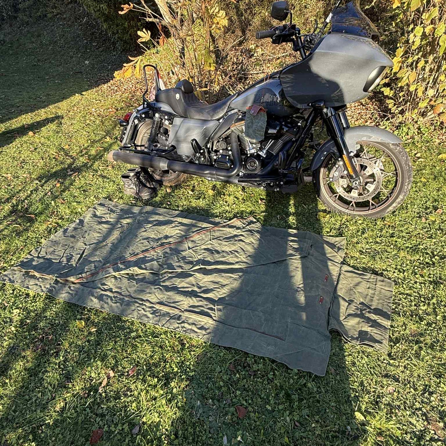 The Nomad – Waxed Canvas Motorcycle Camping Sleeping Bag Cover | Waterproof 3-Season Biker Bedroll for Outdoor & Bushcraft Adventure